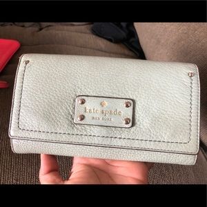 Authentic Green Kate Spade Wallet Clutch Bag GUC